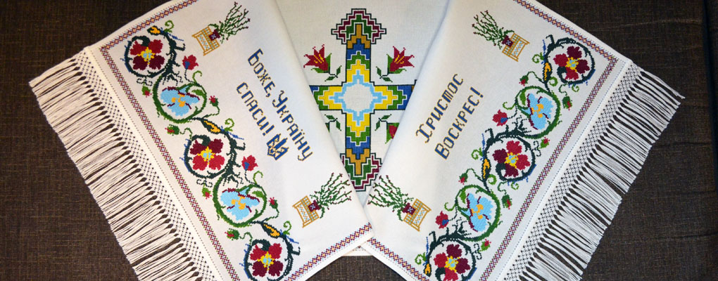 Korali - ексклюзивні вишиванки ручної роботи